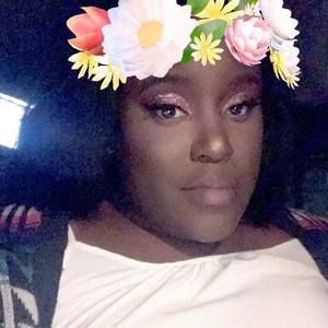 Meet your Posher, Alexandra